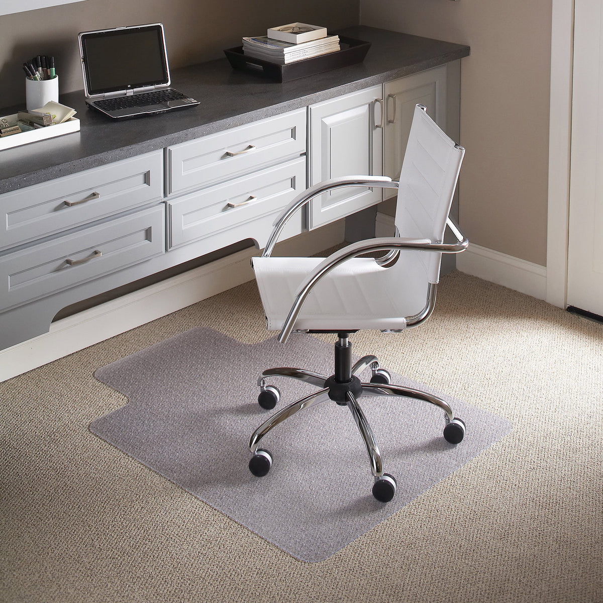 36" x 48" Carpet Chair Mat with Lip D7808