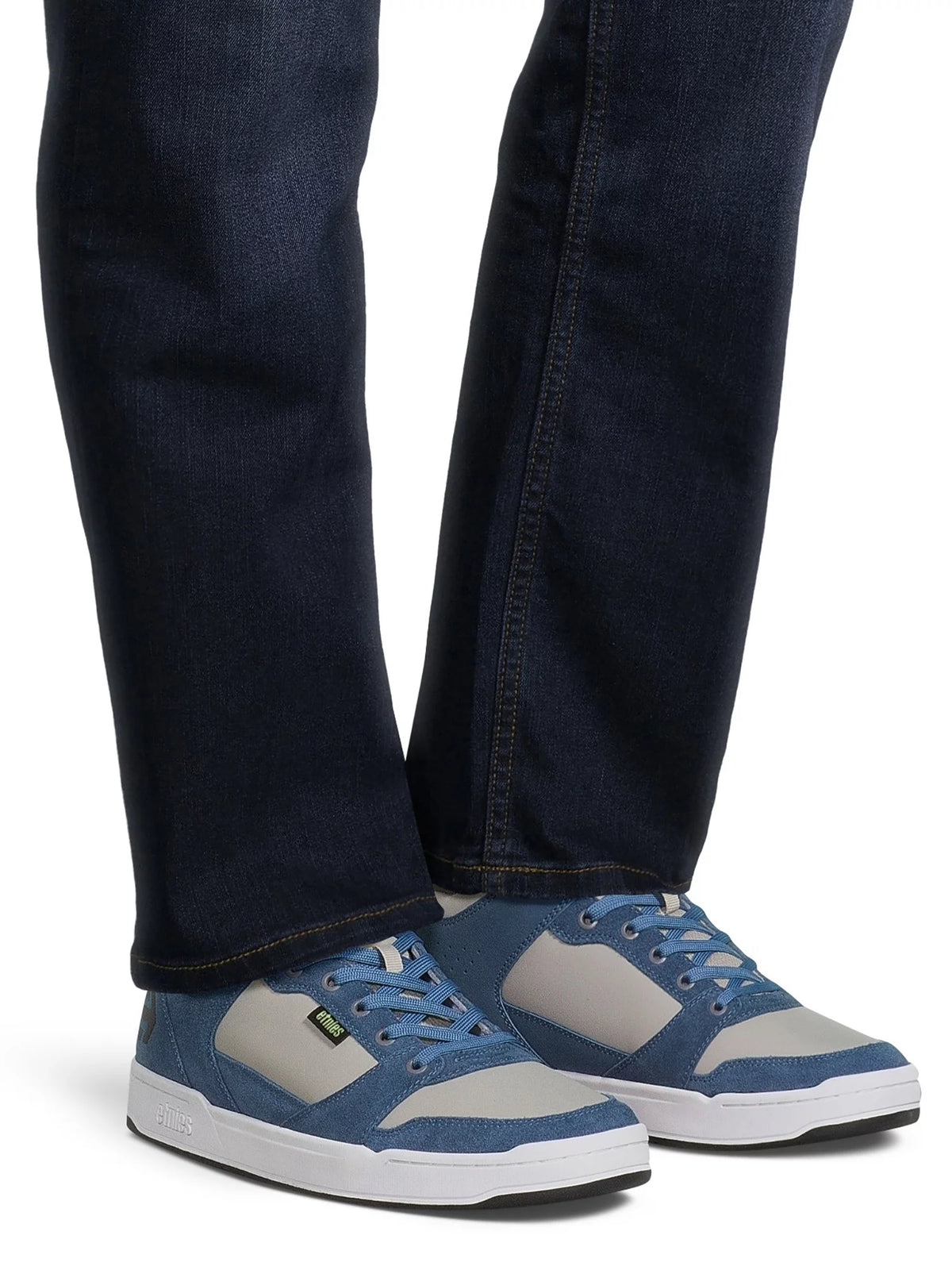 Skate High Top Lace Up Shoes T808742
