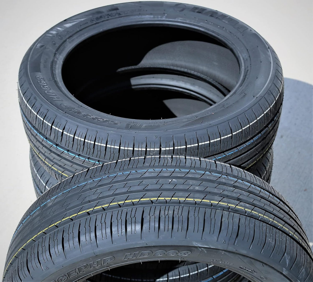 205/55R17 91H Radial Tire S677770